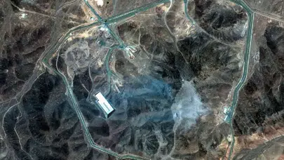 İran duyurdu: Katar'daki ABD üssü yok edildi