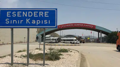 Türk vatandaşları İran’dan Türkiye’ye dönüyor
