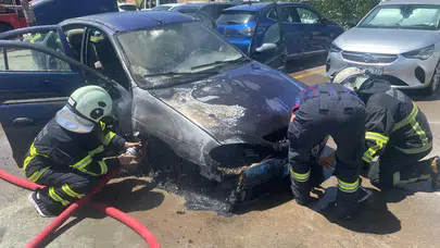 Diyarbakır'da hastane otoparkında yangın: Otomobil alev aldı!