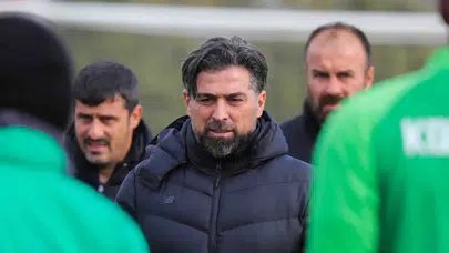 Çaykur Rizespor, İlhan Palut ile nikah tazeledi