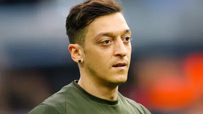 Mesut Özil, Sane'ye 'Galatasaray'a git' dedi mi?