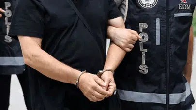 Edirne'de otomobilde 9 kilo 900 gram ağırlığında 7 külçe altın bulundu