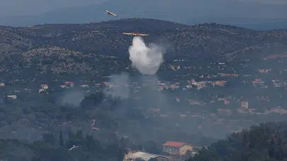 Yunanistan'ın Sakız Adası alevlere teslim oldu