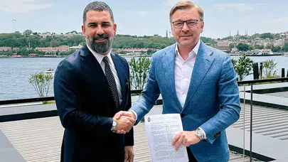 Arda Turan, Türkiye’den transfer sorusuna bizzat cevap verdi