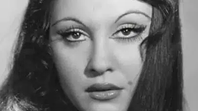 Usta oyuncu Aynur Akarsu hayatını kaybetti