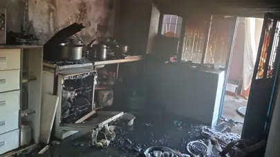 Malatya'da feci yangın: Yanan ev küle döndü