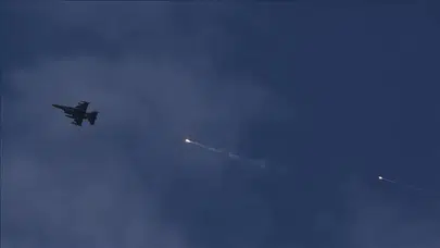 İsrail'den Tahran’a hava saldırısı: F-14’ler vuruldu