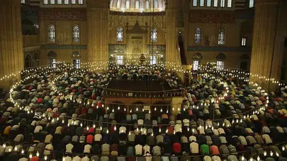 Kurban Bayramı namazı saat kaçta? Kurban Bayramı namazı nasıl kılınır? 2025 Kurban Bayramı il il namaz vakitleri