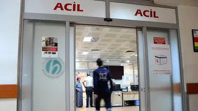 Antalya'da 10 yaşındaki öğrencinin çantasındaki madde patladı: Parmağı koptu!