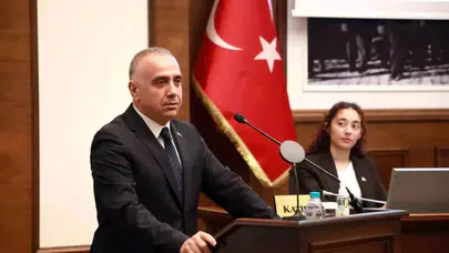 Ahmet Şahin kimdir?