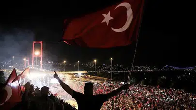 15 Temmuz resmi tatil mi? Bu yıl 15 Temmuz hangi güne denk geliyor?