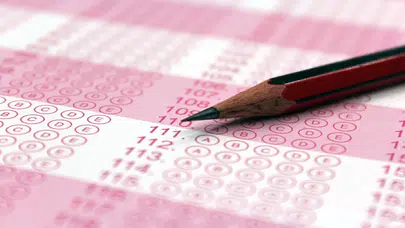 YKS 2025 AYT’de iki soru öğrencileri terletti! Zihinleri zorlayan sorular ortaya çıktı!