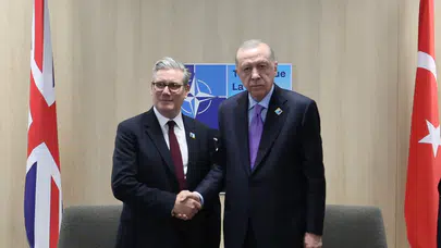 Cumhurbaşkanı Erdoğan, İngiltere Başbakanı Starmer ile bir arada!