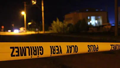 Erzurum'da bıçaklı kavga: Yan bakma tartışması kanlı bitti! 4 yaralı