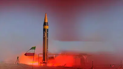 Hürremşehr füzesi nedir? Ne kadar zarar verir? İran’ın ‘canavar füzesi’ özellikleri ve etkileri!