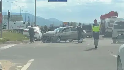 Başsavcının bulunduğu ambulans kaza yaptı