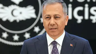 Bakan Yerlikaya: FETÖ'ye yönelik operasyonlarda gözaltına alınan 33 şüpheli tutuklandı