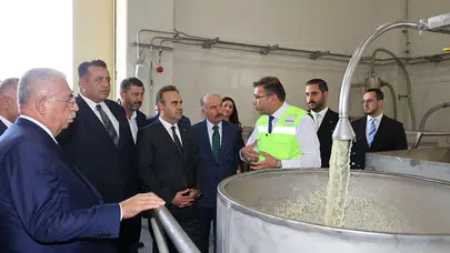 Bakan Fatih Kacır, Çorum'da iki sanayi tesisini ziyaret etti