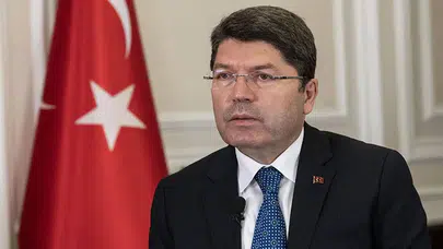 Bakan Tunç'tan PKK açıklaması: Birazdan silahlar yakılacak!