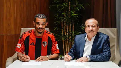 Gaziantep FK, Juninho Bacuna ile sözleşme imzaladı