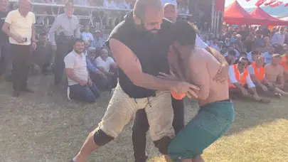 Acısu Bayramı’nda komik anlar: Pehlivan rakibini karıştırdı, er meydanı kahkahaya boğuldu