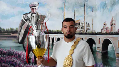 Yusuf Can Zeybek kimdir ve kaç yaşında?