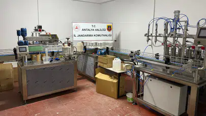 Antalya'da kaçak içki operasyonu: 46 bin litre sahte alkol ele geçirildi