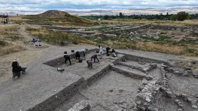 Kültepe’nin sırrı derinleşiyor: Anadolu’nun tarihi 8 bin yıl gerisine gidiyor olabilir!