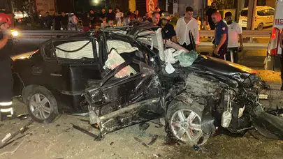 Kocaeli'de korkunç kaza! Otomobil köprü ayağına çarptı: 2 ağır yaralı