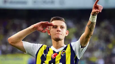 Fenerbahçe, Sebastian Szymanski'nin bonservisini belirledi