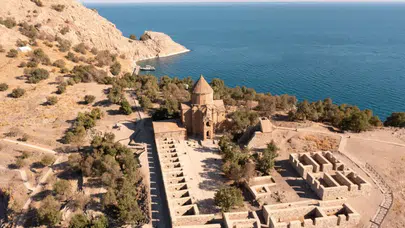 Van Kültür Yolu Festivali ekonomiyi uçurdu: Esnaf 4 aylık kazancı bir haftada yakaladı!