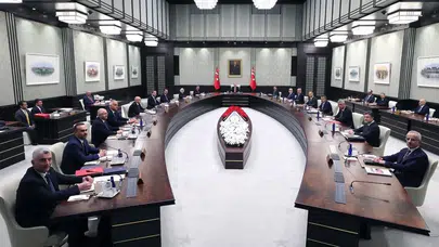 Kabine değişiyor mu? Ankara kulisleri karıştı!