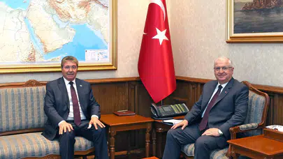 Milli Savunma Bakanı Güler'den KKTC ile kritik görüşme