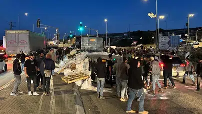 Katil İsrail, Ürdün'den Gazze'ye yardım taşıyan tırlara saldırdı!