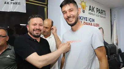 Yeniden Refah’tan AK Parti’ye geçtiler! 61 isim partisinden istifa etti