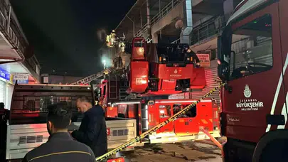 Zeytinburnu’nda boya imalathanesi ve metal kaplama atölyesinde yangın