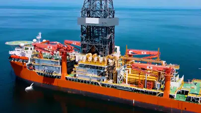 İki yeni derin deniz sondaj gemisi filoya katıldı