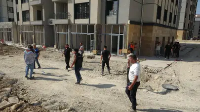 Malatya'da 50 işçi arasında taşlı, sopalı kavga