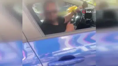 Genç kıza sokak ortasında taciz: O anlar kamerada