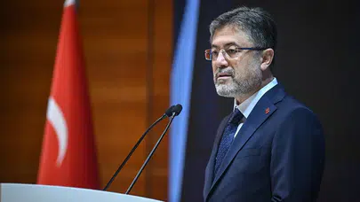 Bakan Yumaklı, yangınlara ilişkin son durumu aktardı!