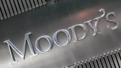 Moody's, Türkiye'nin kredi notunu yükseltti