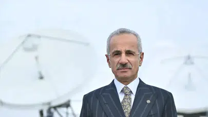 Abdulkadir Uraloğlu'ndan yangın açıklaması: 1300 kişi tahliye edildi