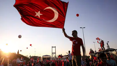 Atatürk fotoğrafları 15 Temmuz' da yasaklandı mı?