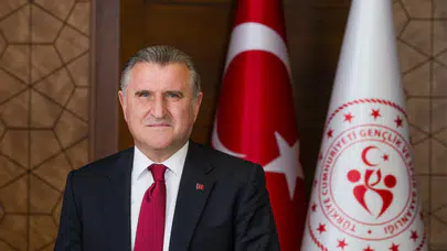Gençler dikkat! Bakan Bak duyurdu: Seyahatsever projesinde başvurular başladı!