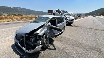 Burdur - Antalya yolunda feci kaza