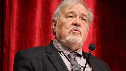 İlber Ortaylı trafik kazası geçirdi!