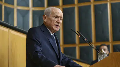 MHP lideri Bahçeli'den Özgür Özel'e: Hayırdır darbe mi düşünüyorsun?