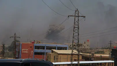 İsrail Suriye'yi yine vurdu!