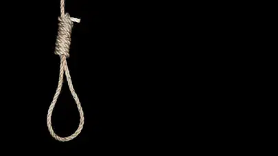 İran’da 4 yaşındaki kız çocuğunu öldüren kişi halka açık alanda idam edildi!