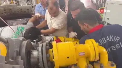 Fabrikada dehşet anları: İşçi elini makineye kaptırdı!